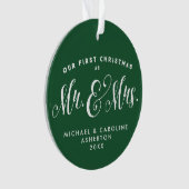 Onze eerste kerst pasgetrouwde groene vakantie ornament (voorkant)