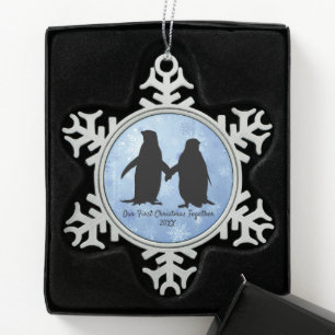 Onze eerste kerst samen met onze pinguïns tin sneeuwvlok ornament