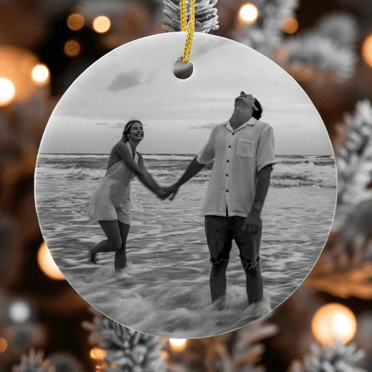 Onze eerste kerst verloofde zwart-wit foto keramisch ornament