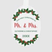 Onze eerste kerstfeestdag met Mistletoe Berry Ornament (achterkant)