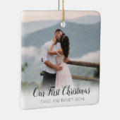 Onze eerste kerstfoto Pas getrouwd Keramisch Ornament (Rechts)