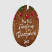 onze eerste Kerstmis als grootouder realistisch  Ornament (voorkant)