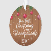 onze eerste Kerstmis als grootouder realistisch  Ornament (voorkant)
