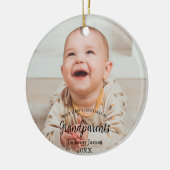 Onze eerste Kerstmis als Grootouders Baby Foto Keramisch Ornament (Links)