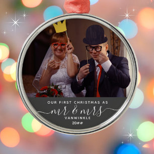 Onze Eerste Kerstmis als Mr. & Mrs. Achternaam Gri Metalen Ornament