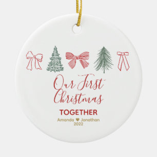 Onze Eerste Kerstmis Minimalistische Strik & Boom Keramisch Ornament
