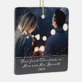 Onze eerste Kerstmis Mrs. & Mr Wedding Foto Keramisch Ornament (Rechts)