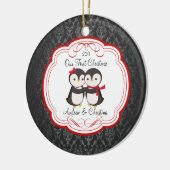 Onze eerste kerstornament Penguin Couple Keramisch Ornament (Links)