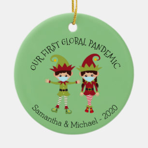 Onze Eerste Wereldwijde Pandemie 2020 Elf Kerstman Keramisch Ornament