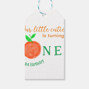 Onze kleine cutie sinaasappel een verjaardag citru cadeaulabel