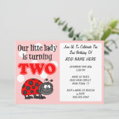 Onze kleine dame draait twee kaart (Staand voorkant)