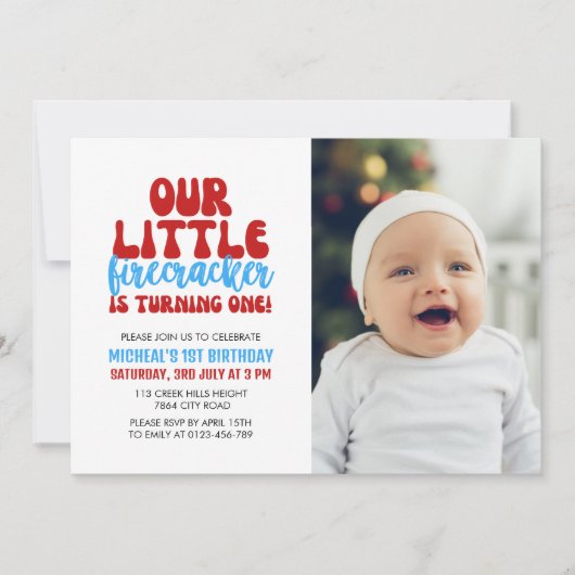 Onze kleine Firecracker draait één uitnodiging (Voorkant)