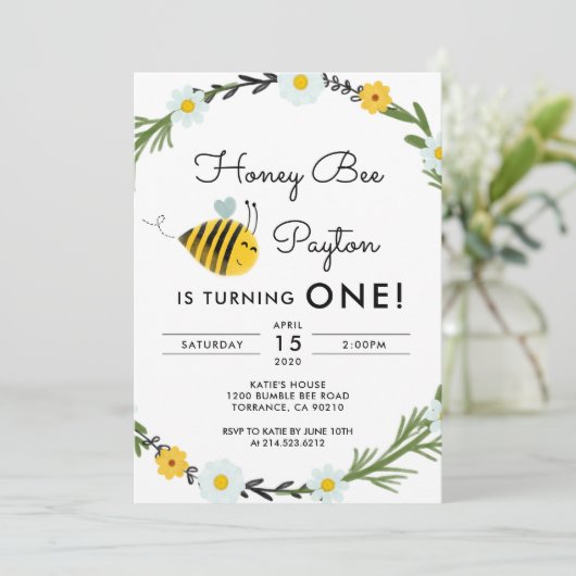 Onze Kleine Hone Bee Eerste Verjaardagsuitnodiging Kaart (Staand voorkant)