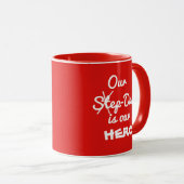 Onze stiefvader is onze held Cool Coffee Mok (Voorkant rechts)