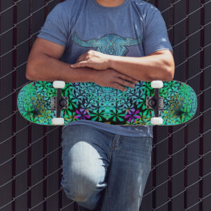 Oog catcher! Fractal bloemen in koele kleuren - Skateboard