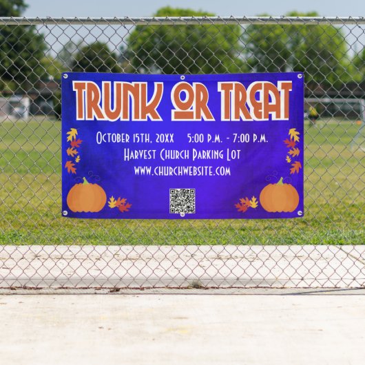 Oogst QR Code Trunk of Treat Spandoek (Insitu)