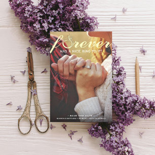 Ooit heeft het een mooie Ring. Verloving Foto Save The Date