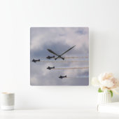 Oorlogsvliegtuigen Vierkante Klok (Huis)