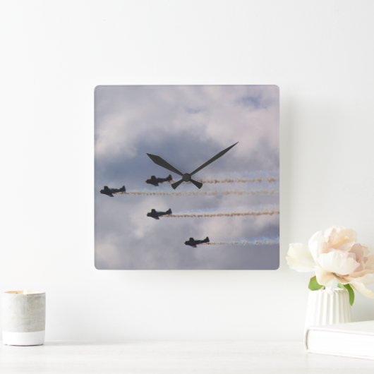 Oorlogsvliegtuigen Vierkante Klok (Huis)