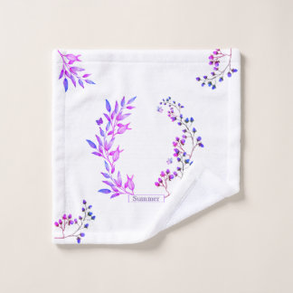 Oorspronkelijk ontwerp van paarse bloemen en takke washandje