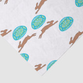 oosterse bunny en eitjes op wit tissuepapier (Detail)