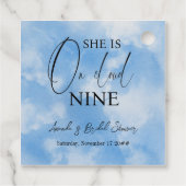 Op Cloud Nine 9 Calligrafie Blauwe Bruiloft Bedankjes Labels (Achterkant)