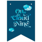 Op Cloud Nine Blue Happy Birthday Party Decor Vlaggetjes (Eerste vlag)