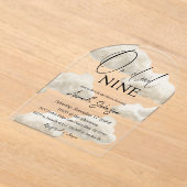 Op Cloud Nine Waterverf Beige Vrijgezellenfeest Acryl Uitnodigingen (Laagn)