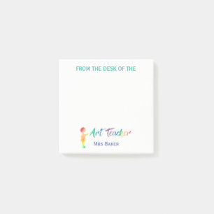 Op de bureau van de kunstleraar gepersonaliseerde  post-it® notes