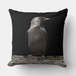 Op een Fence Raven geperst Kussen