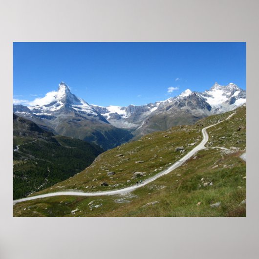 Op het spoor, Matterhorn Uitzicht, Zwitserse Alpen Poster (Voorkant)
