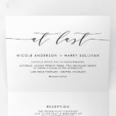 Op laatste zwarte minimalistische scriptweduwen drieluik uitnodiging (Binnenzijde eerst)