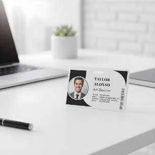Op maat gemaakt naamkaartje voor medewerkers met l badge