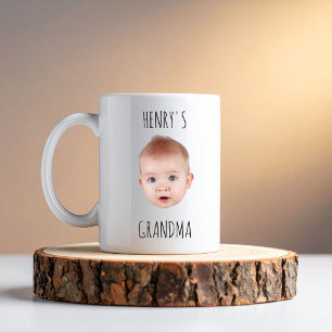 Op maat gemaakte babyface voor oma Nieuwe verjaard Koffiemok