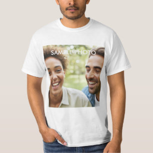 Op maat gemaakte portretfoto met gepersonaliseerde t-shirt