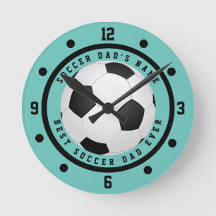Op maat gemaakte turquoise blauwe jongens voetbal ronde klok
