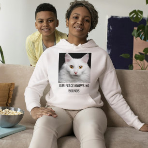 Op maat gemaakte witte kat as en zwarte tekst huis hoodie