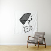 Op Mijn Computer Grappige Computer Witte Kat Meme Wandkleed (In Situ (horizontaal))