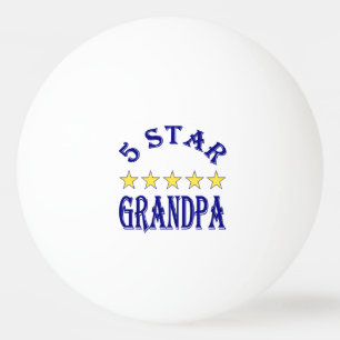 Opa met vijf sterren pingpongballen