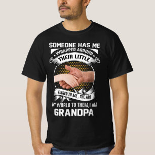 Opa's Little Finger - Hartverwarmende Familie Bond T-shirt