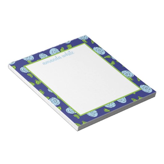 Open Flowers Blue sur le Bloc-notes Navy (Incliné)