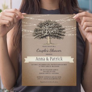 Opgerold in Love Rustic Tree Lights Couple's Showe Kaart