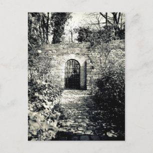 Ophef in de muur briefkaart