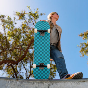 Oplaadend Teal en Turquoise Schaakbord Patroon Skateboard