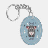 Opossum dood binnen acryl sleutelhanger (Voorkant Links)