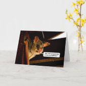 Opossum mignon de carte d'anniversaire d'opossum (Fleur jaune)