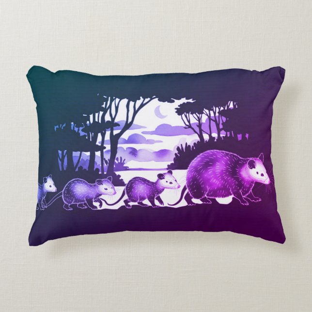 Opossums in Forest Clearing Accent Pillow Accent Kussen (Voorkant)