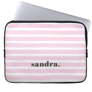 Opvallende Aangepaste Naam Licht Roze Strepen Pers Laptop Sleeve