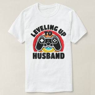 Opwaarts gaan naar echtgenoot Bruidegom Om te trou T-shirt