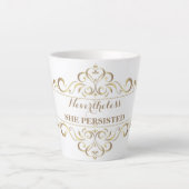 Or Néanmoins Elle Persiste Petite Mug En Latte (Devant)